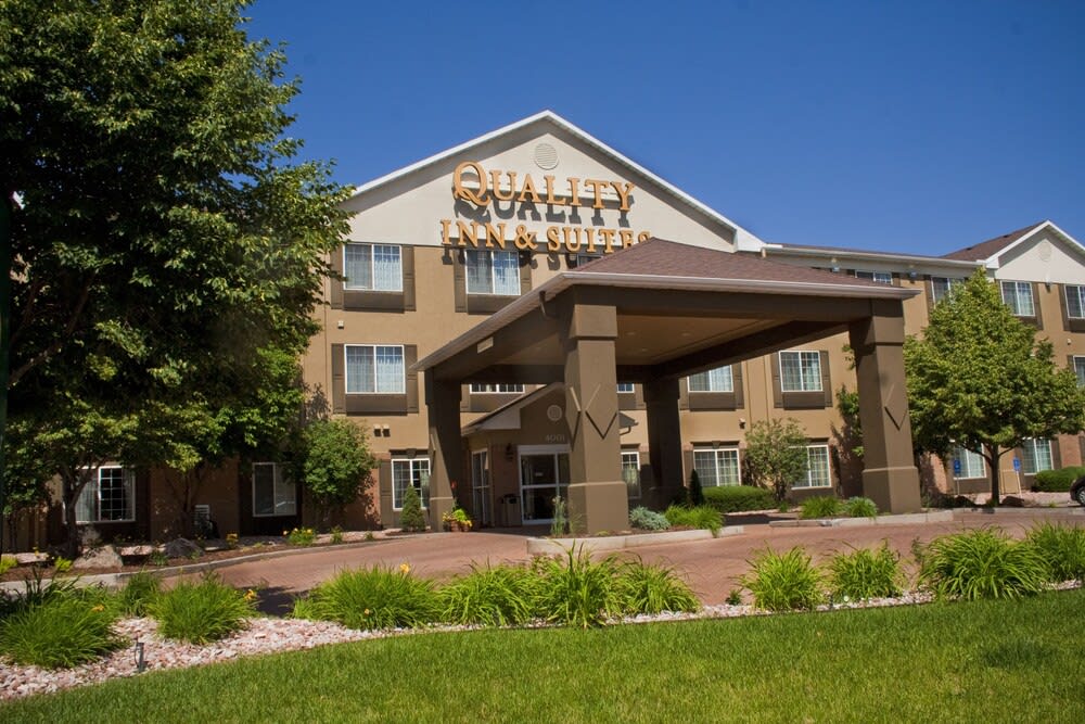 Quality Inn & Suites University Fort Collins 1