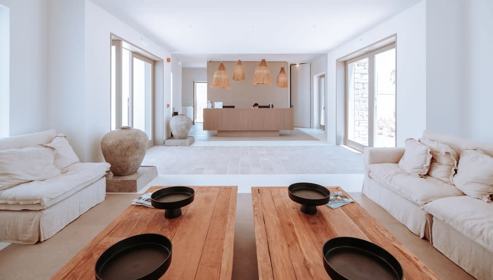 Cove Paros 2