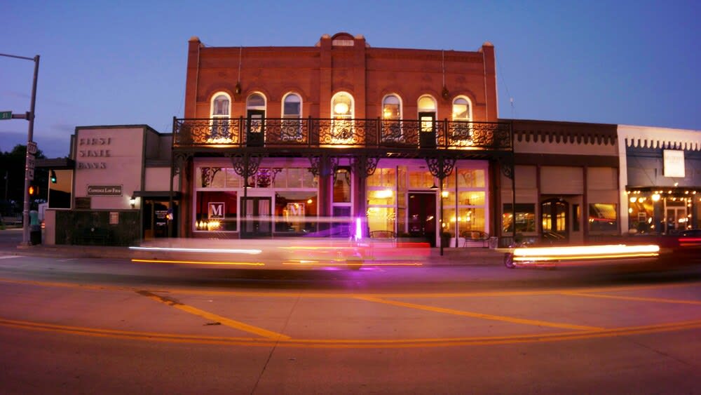Mulberry Inn 1