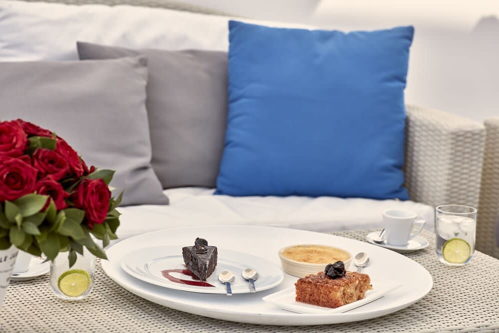 Alti Santorini Suites - Caldera View 2