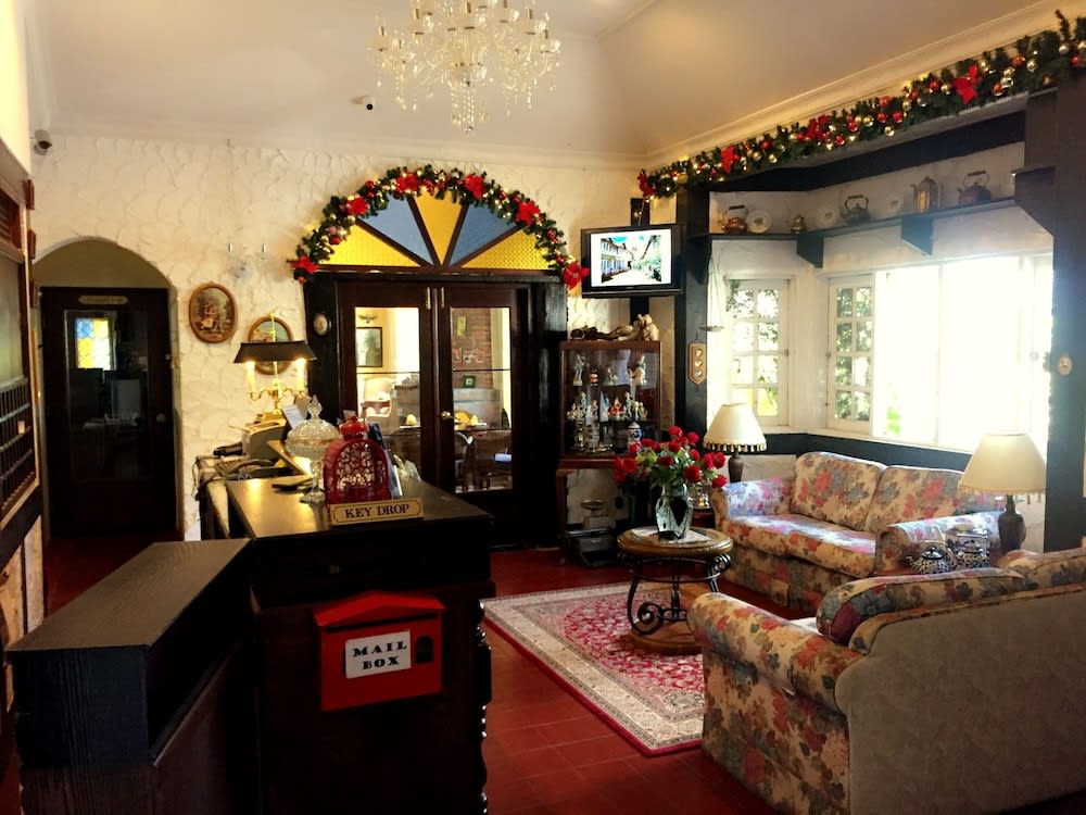 The Bala's Holiday Chalet 2