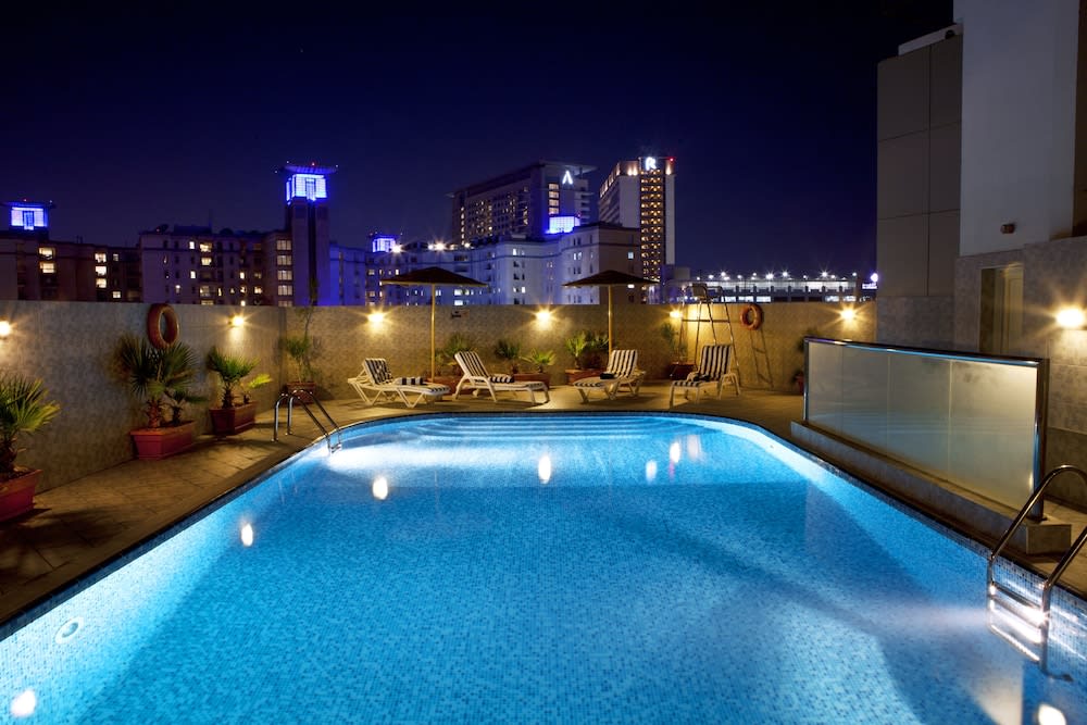 Landmark Riqqa Hotel 1