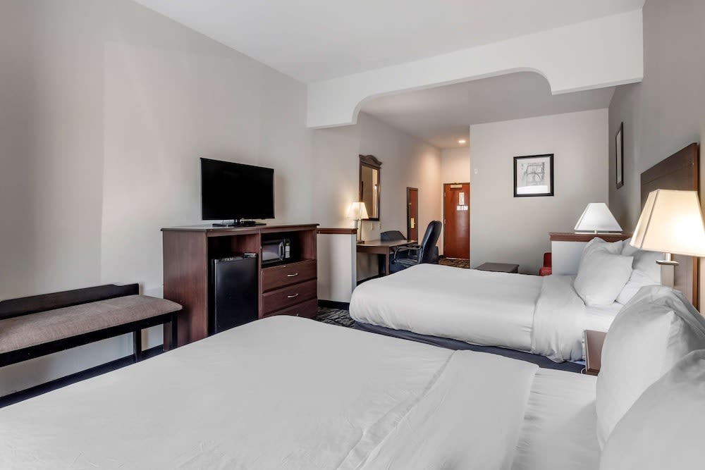 Best Western Plus McKinney Inn and Suites 3