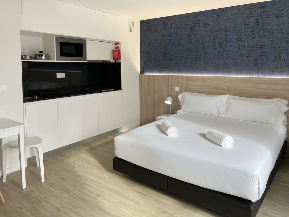 room Select Porto Suites 2