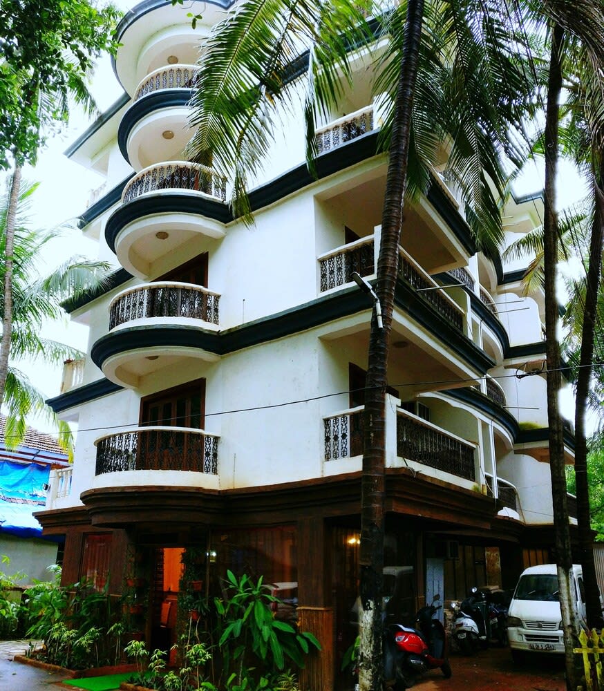 The Camelot Beach Resort 1