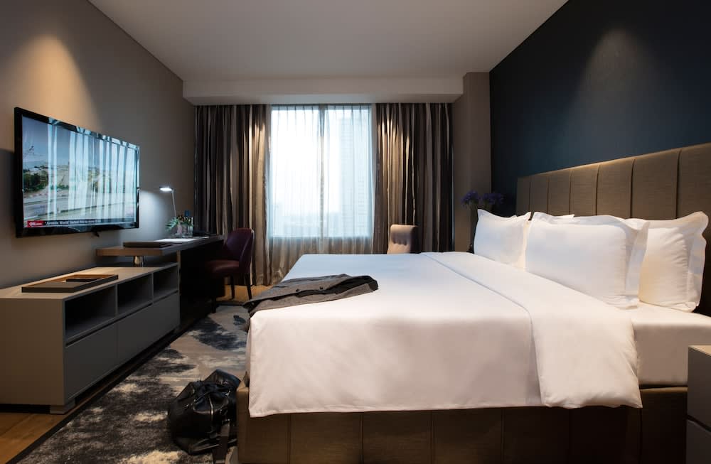 Makati Diamond Residences 2