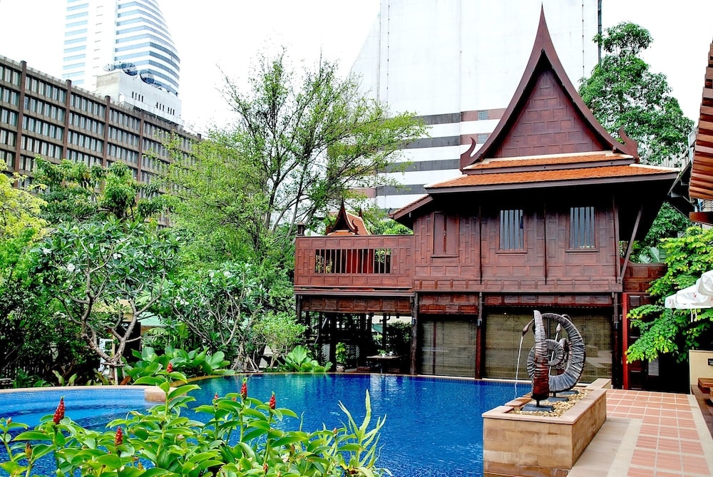 The Rose Residence, Bangkok 1