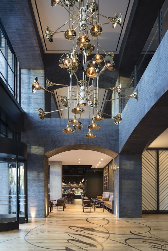 Hotel Van Zandt 2