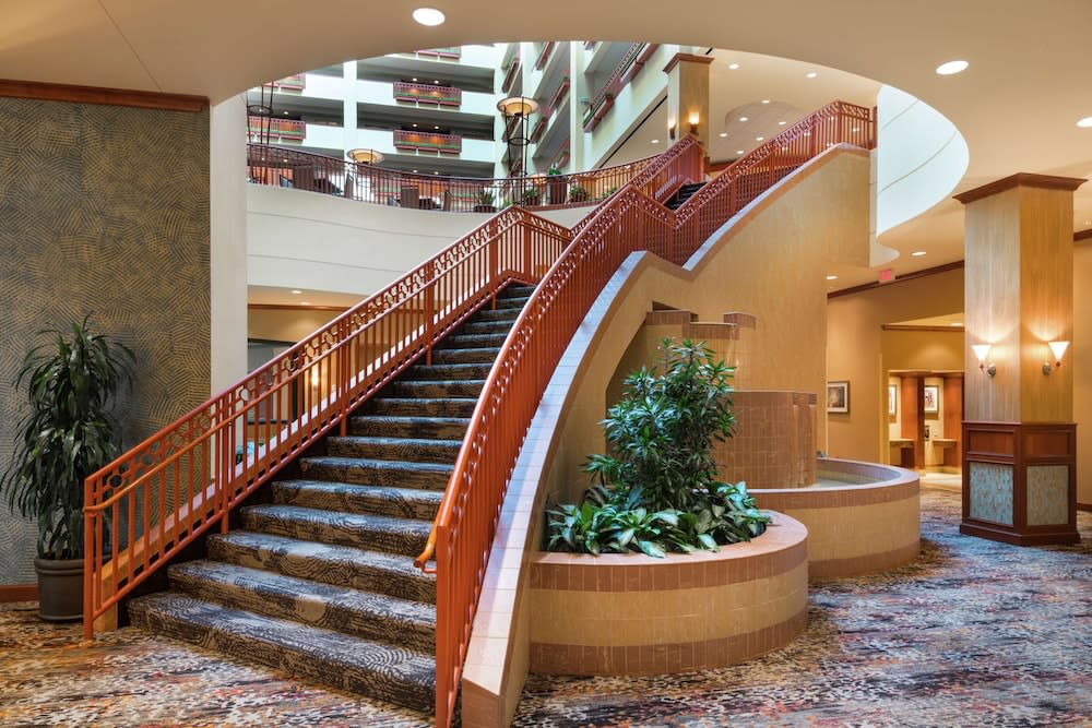 Embassy Suites by Hilton Saint Louis Saint Charles 3