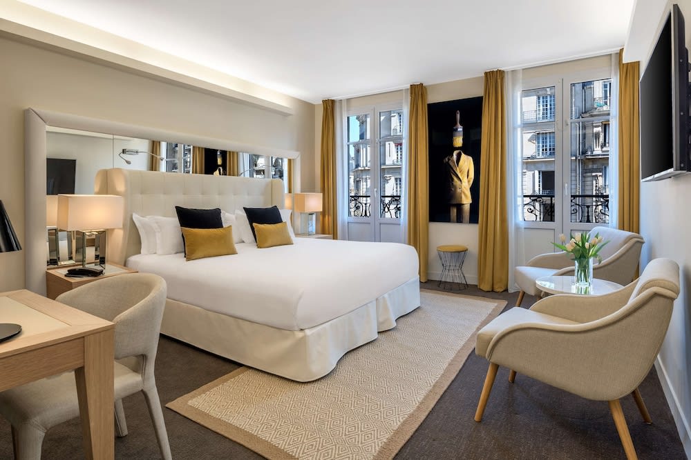 Hotel Camille Paris, Tapestry Collection by Hilton 1