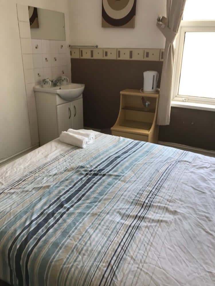 MyRoomz New Discovery Hotel 2