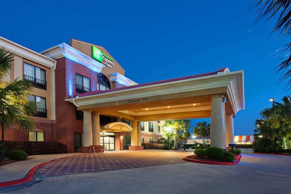 Holiday Inn Express & Suites WHARTON by IHG 1