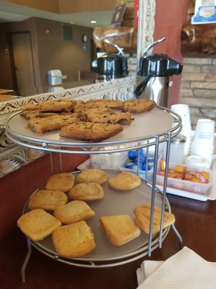 Days Inn by Wyndham Manitou Springs 4