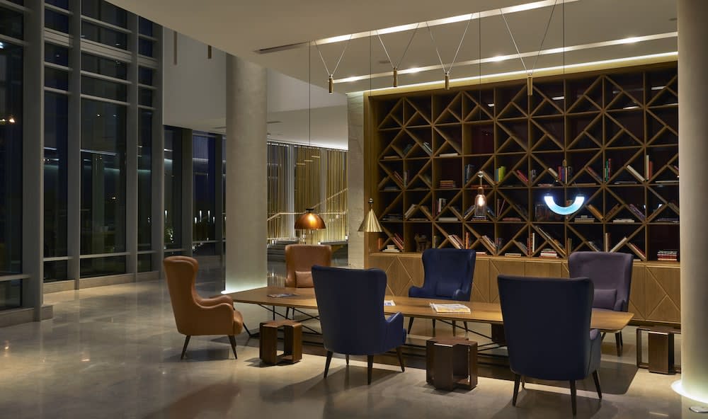 Andaz Delhi, by Hyatt 5