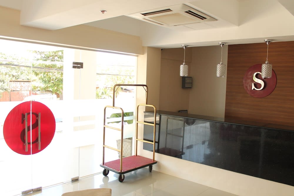 Sebastien Hotel 2