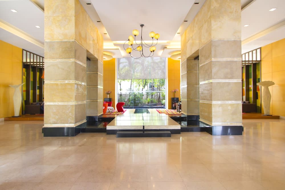 Urbana Langsuan Hotel 2