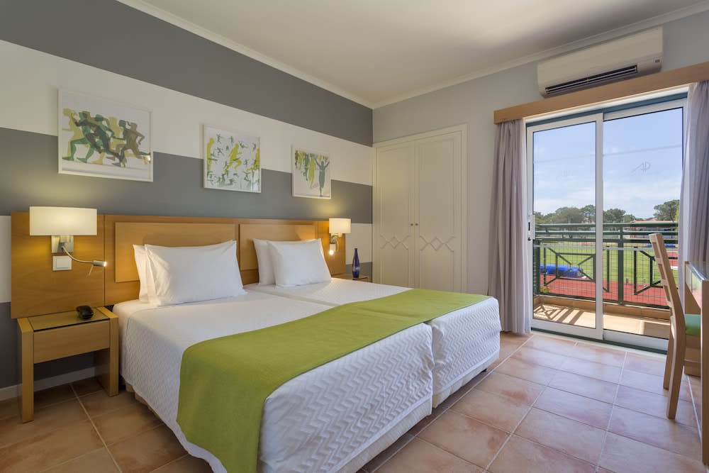 AP Victoria Sports & Beach 3