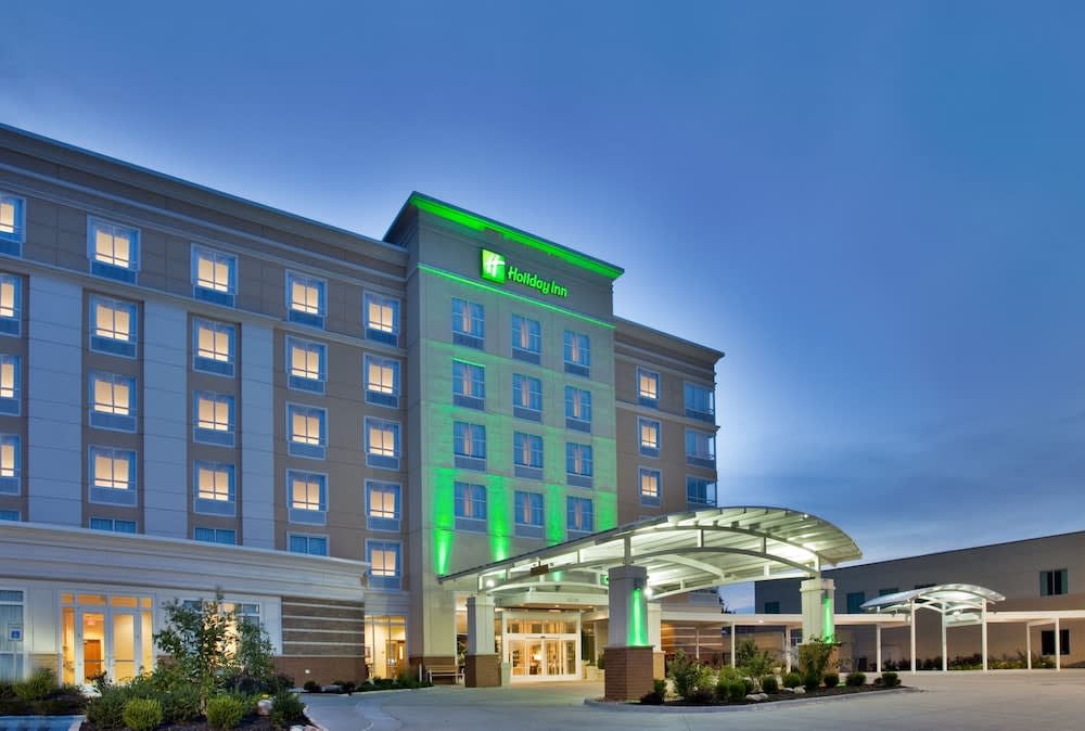 Holiday Inn KANSAS CITY AIRPORT by IHG 1