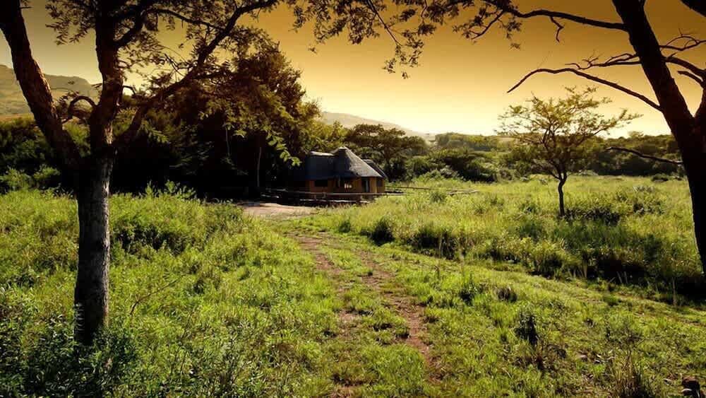 Caracal Lodge 1