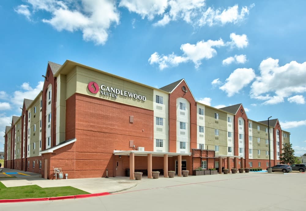 Candlewood Suites DFW SOUTH by IHG 1