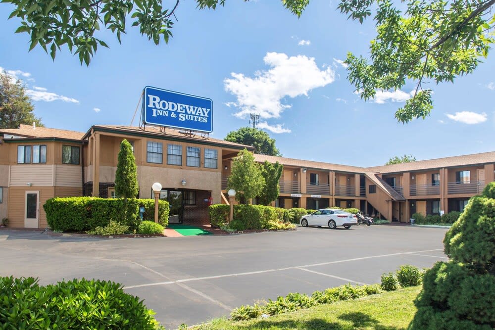 Rodeway Inn & Suites Branford - Guilford 1