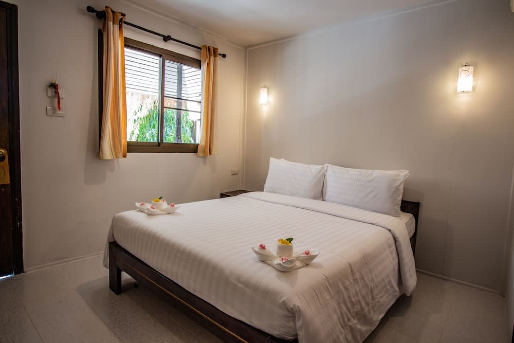 Adarin Beach Resort 4