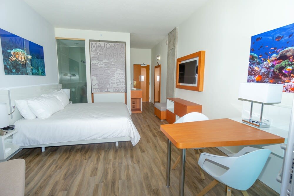 Maritime Hotel Fort Lauderdale Airport & Cruiseport 5