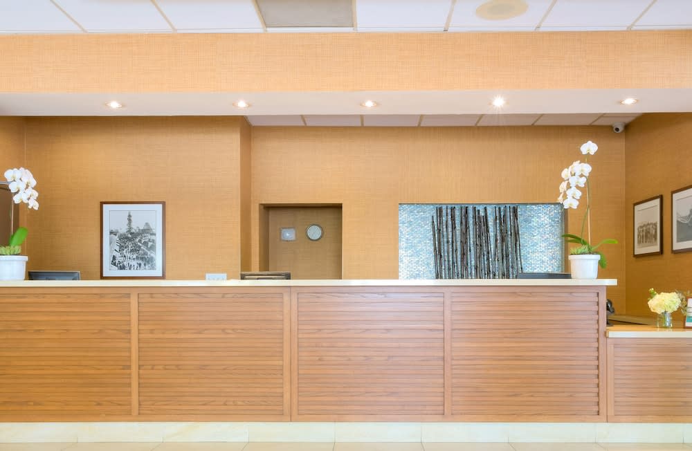 Gateway Hotel Santa Monica 5