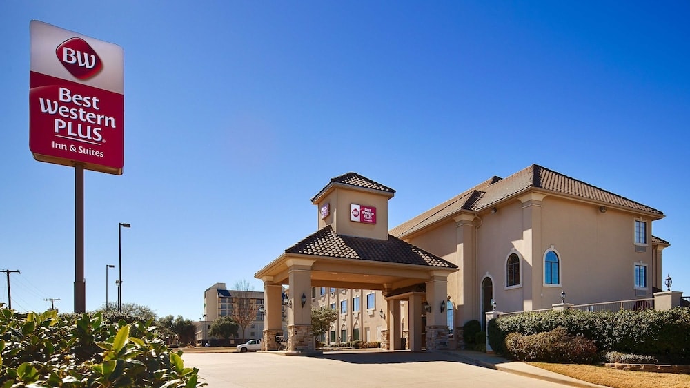 Best Western Plus Southpark Inn & Suites 1