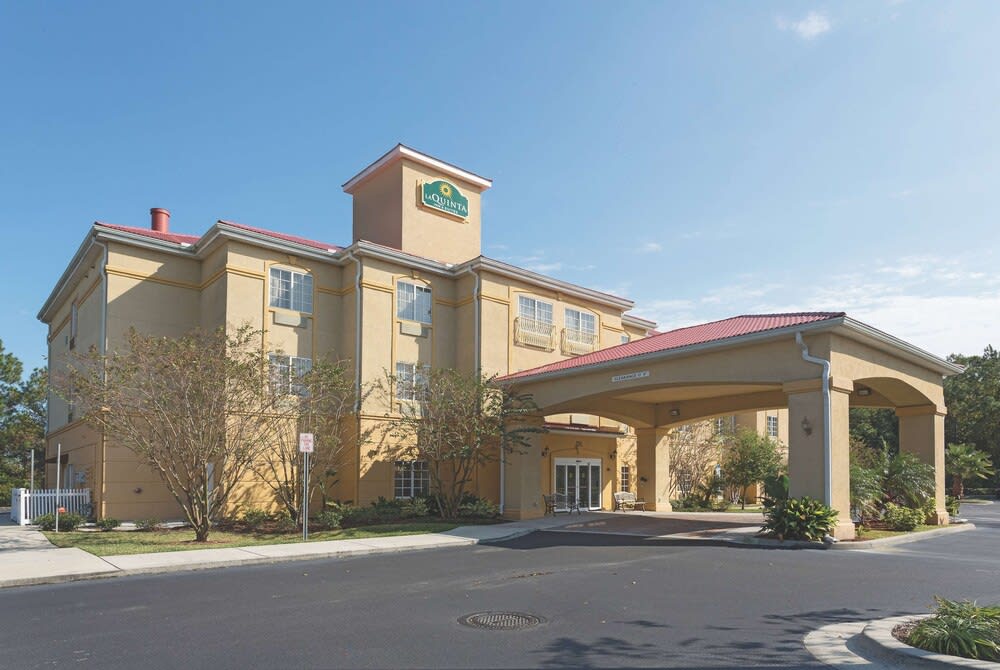 La Quinta Inn & Suites by Wyndham St. Augustine 1