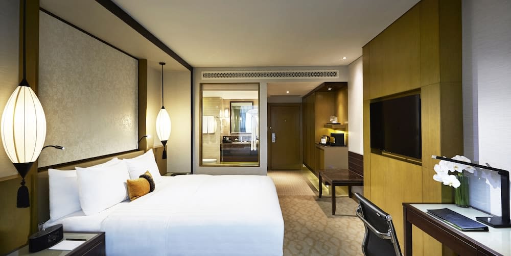 Melia Hanoi 4
