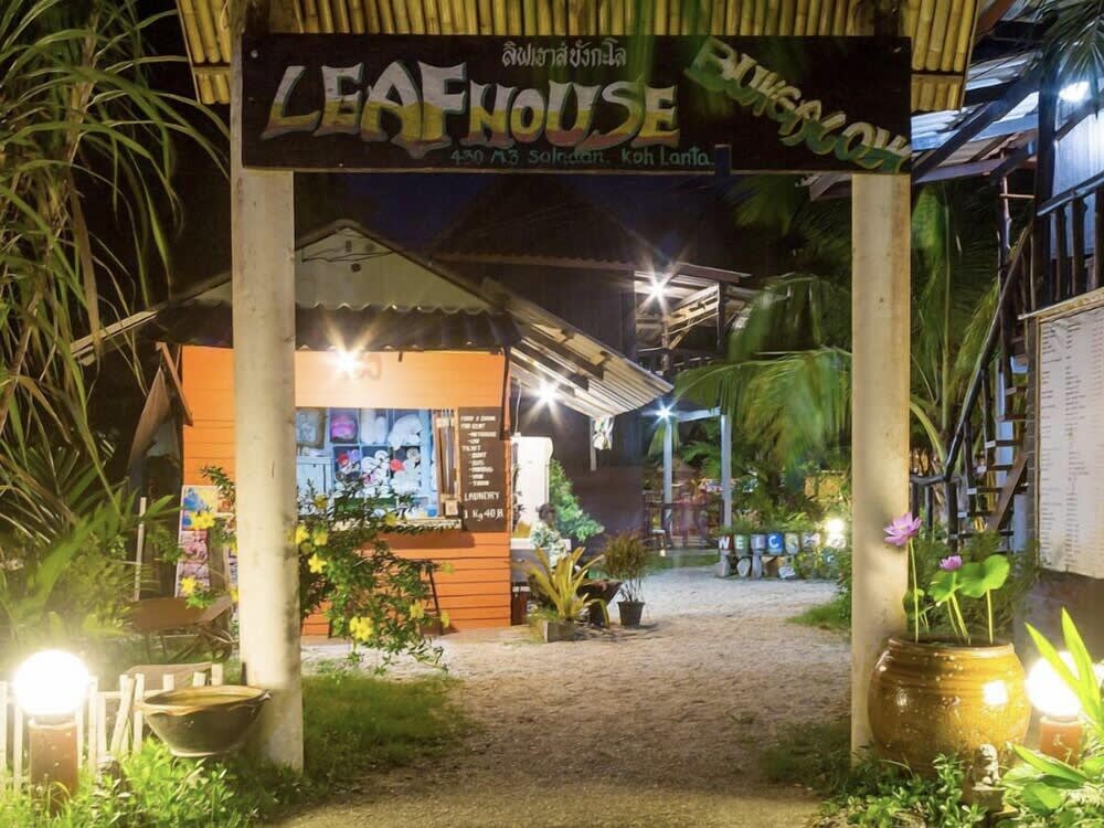 Leaf House Bungalows 1