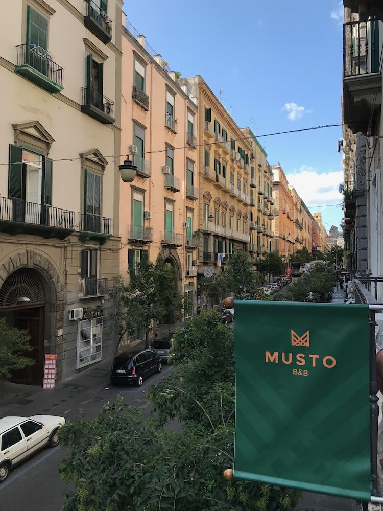 Musto Suites & Rooms 1