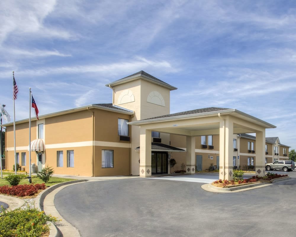 Quality Inn Fitzgerald 1