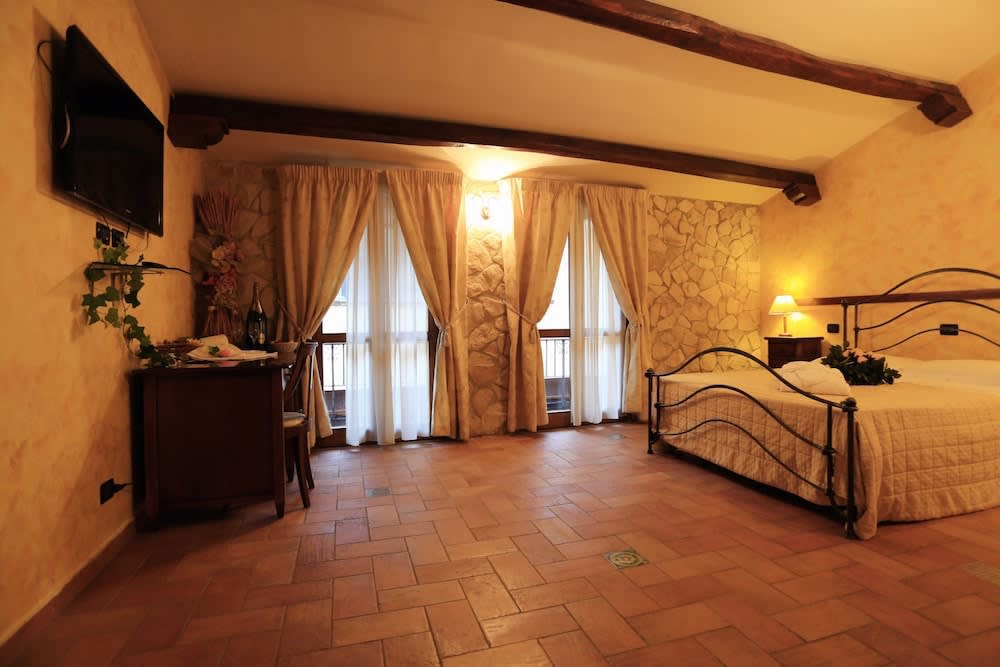 Hotel L'Aquila 1