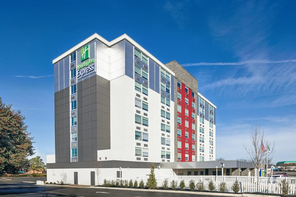 Holiday Inn Express Richmond - Midtown by IHG 1