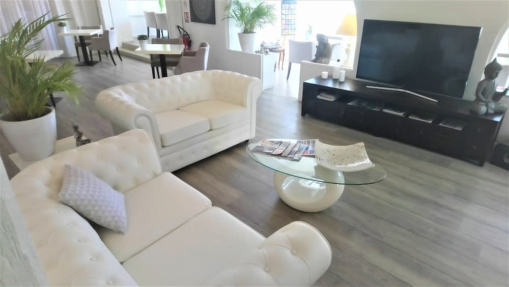 Les Jardins de Bormes, hôtel de charme et détente, espace bien-être avec sauna & jacuzzi - adult only 2