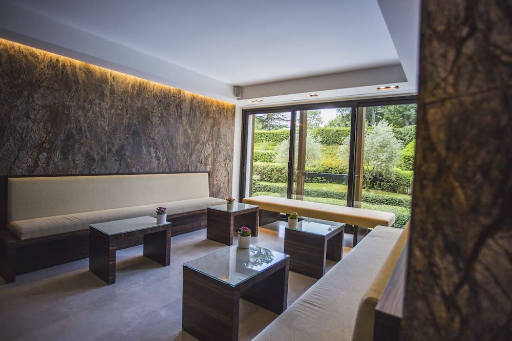 Hotel Acquaviva Del Garda 5