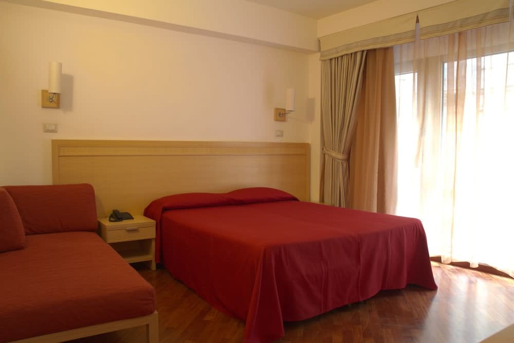 Hotel Catania Town 3