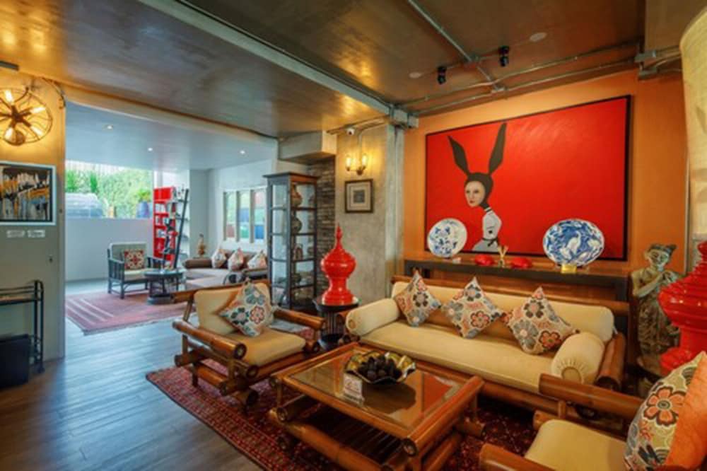 Chala Number 2 Art and Gallery Chiang Mai 2