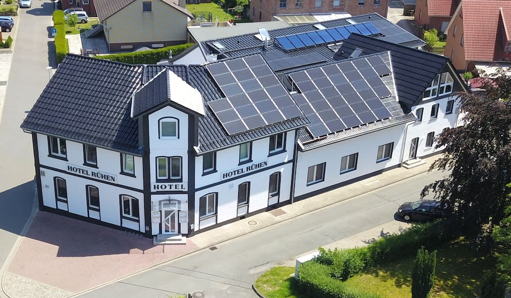 Hotel Rühen, 24 Stunden Check in, Küche, kostenfreie Parkplätze 1