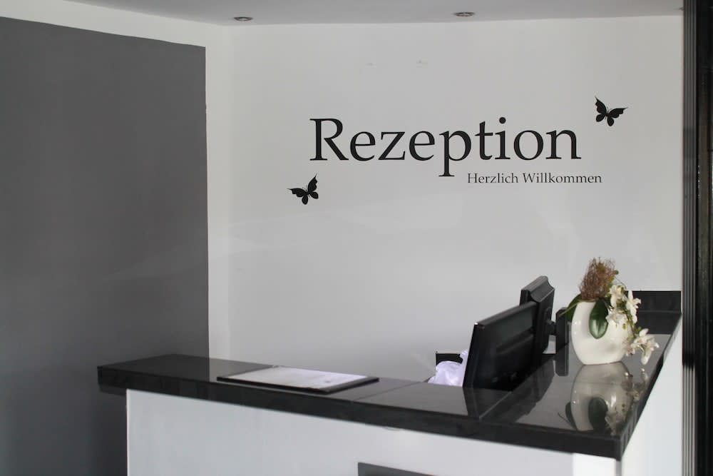 Hotel Rühen, 24 Stunden Check in, Küche, kostenfreie Parkplätze 2