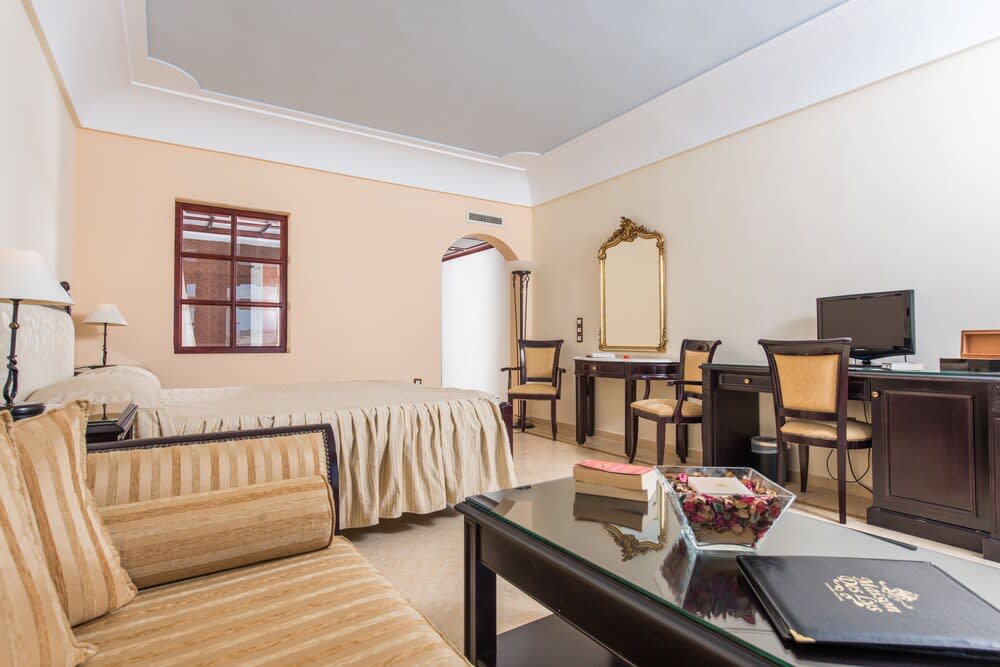 Maison Des Lys - Luxury Suites 5