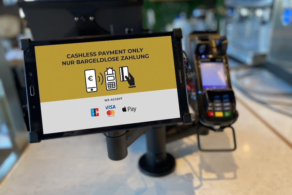 Schulz Hotel Berlin Wall at the East Side Gallery 3