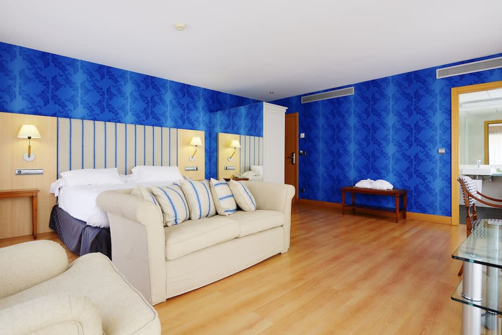 U Hotel Villa-Gomá 4