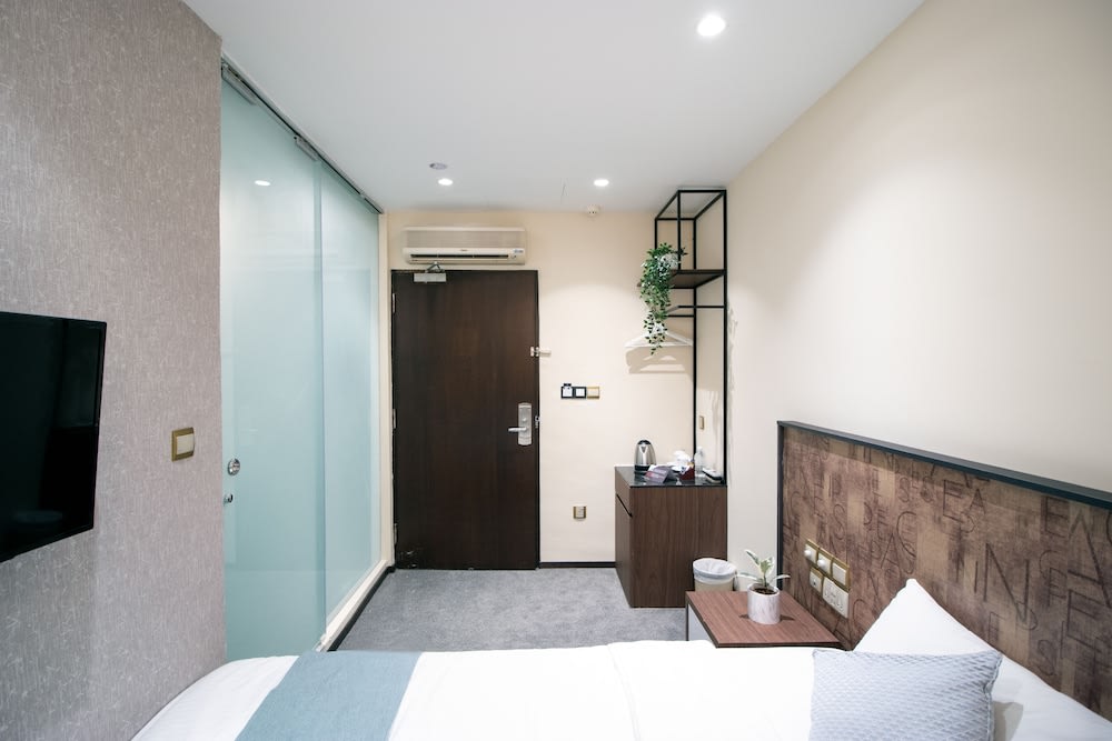 Harbour Ville Hotel - Hamilton 5