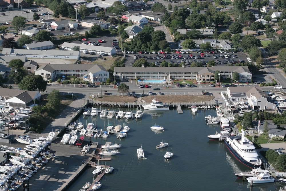 InnSeason Resorts HarborWalk 1