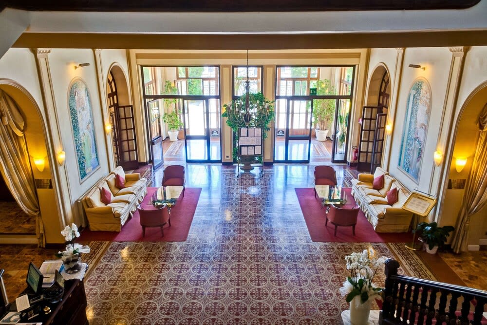 Grand Hotel Royal 2