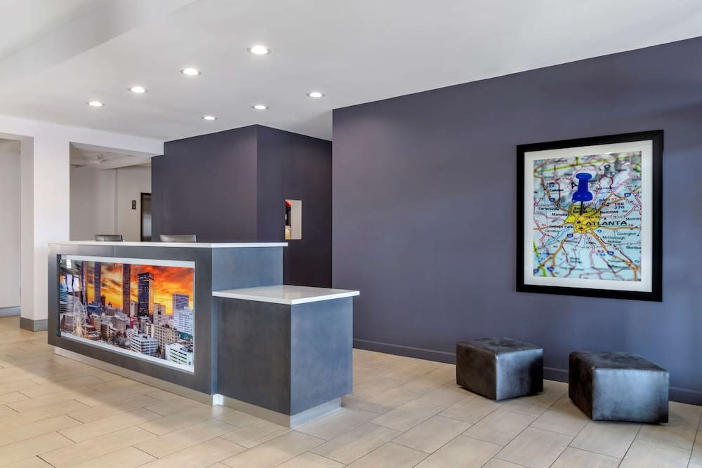 Comfort Suites McDonough Atlanta South 2