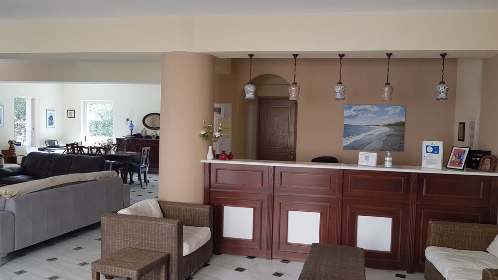 Marita's Apartments 3